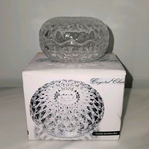 Crystal Clear Round Jewelry Box / Ashtray